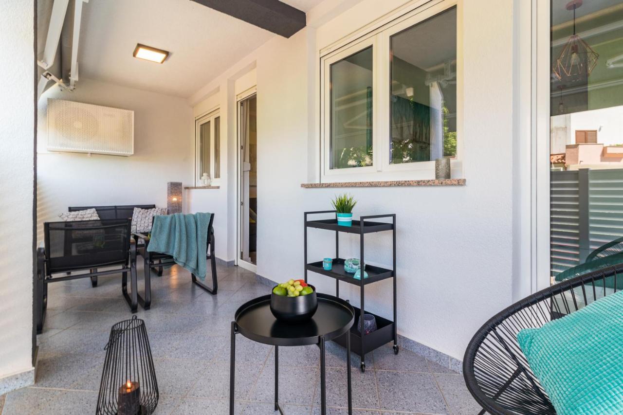 New Apartment Near Sea With 3 Bedrooms And 2 Bathrooms Pula Zewnętrze zdjęcie
